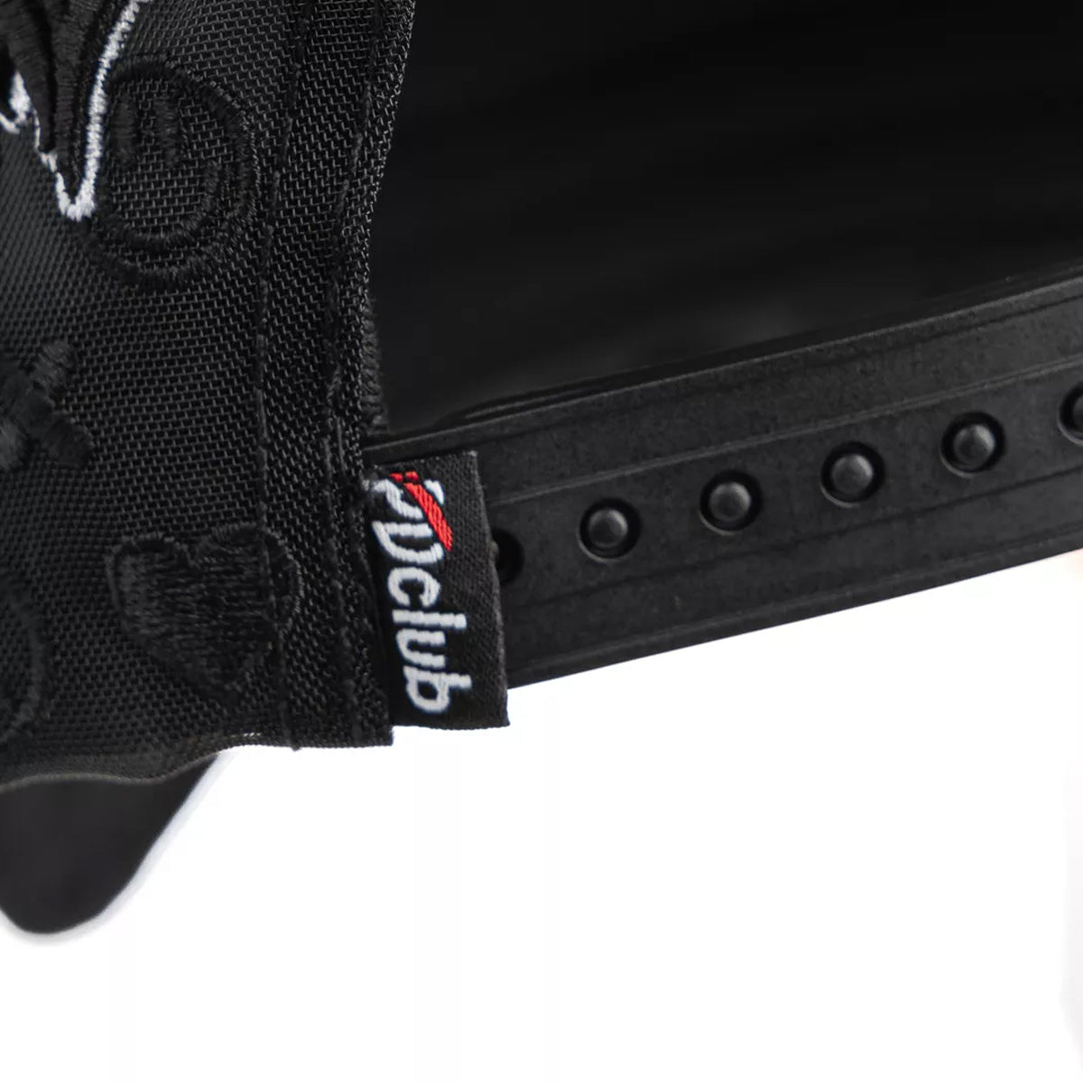 GORRA PROBLEMATIC & DANGEROUS CLUB LOVERS HEART BLACK