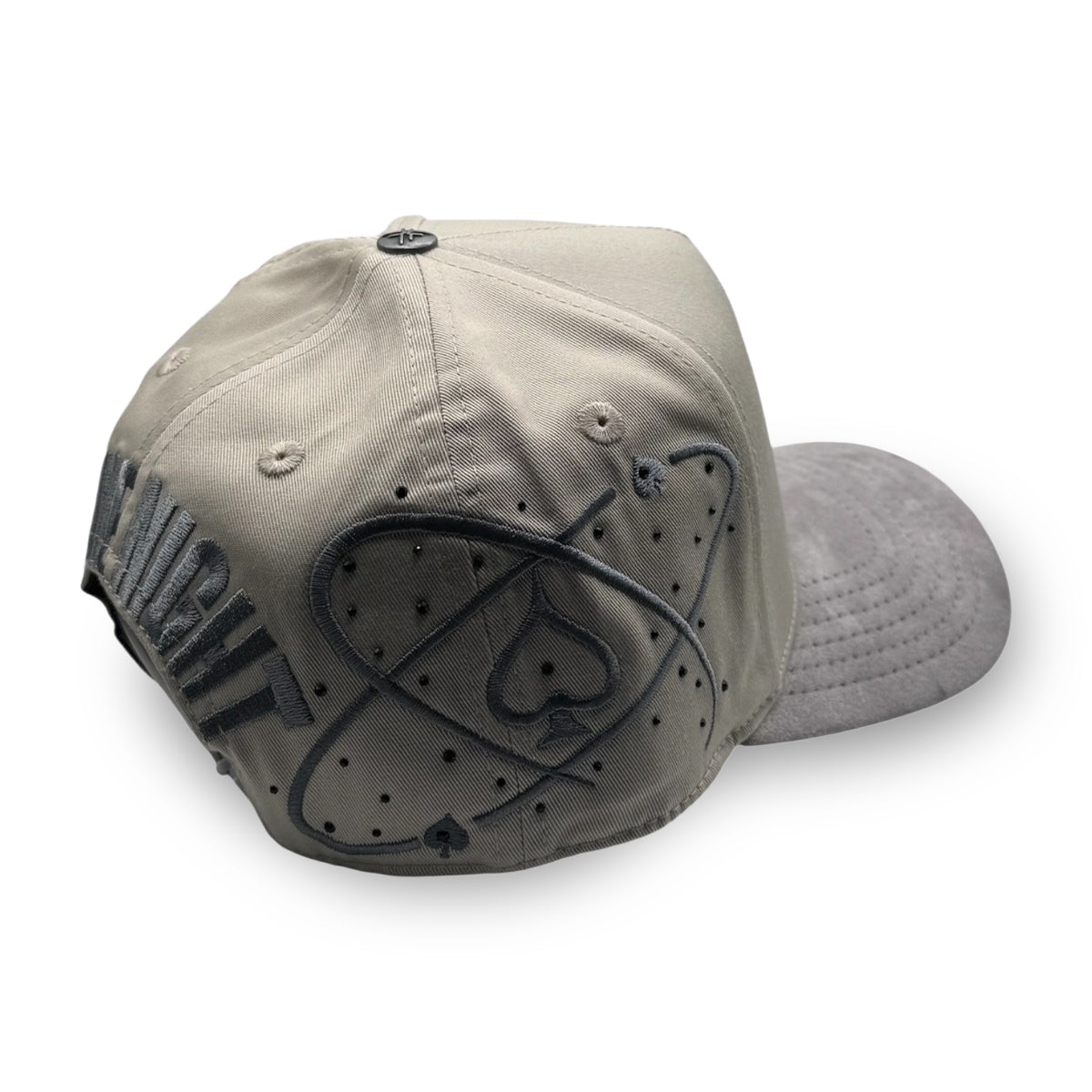 GORRA JC HATS MONOPOLY PIKAS XY 2.0 BEIGE CON GRIS